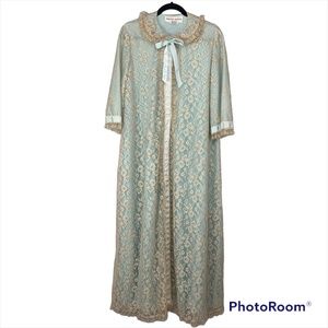 ODETTE BARSA Vintage Lace And Satin Nightgown Robe